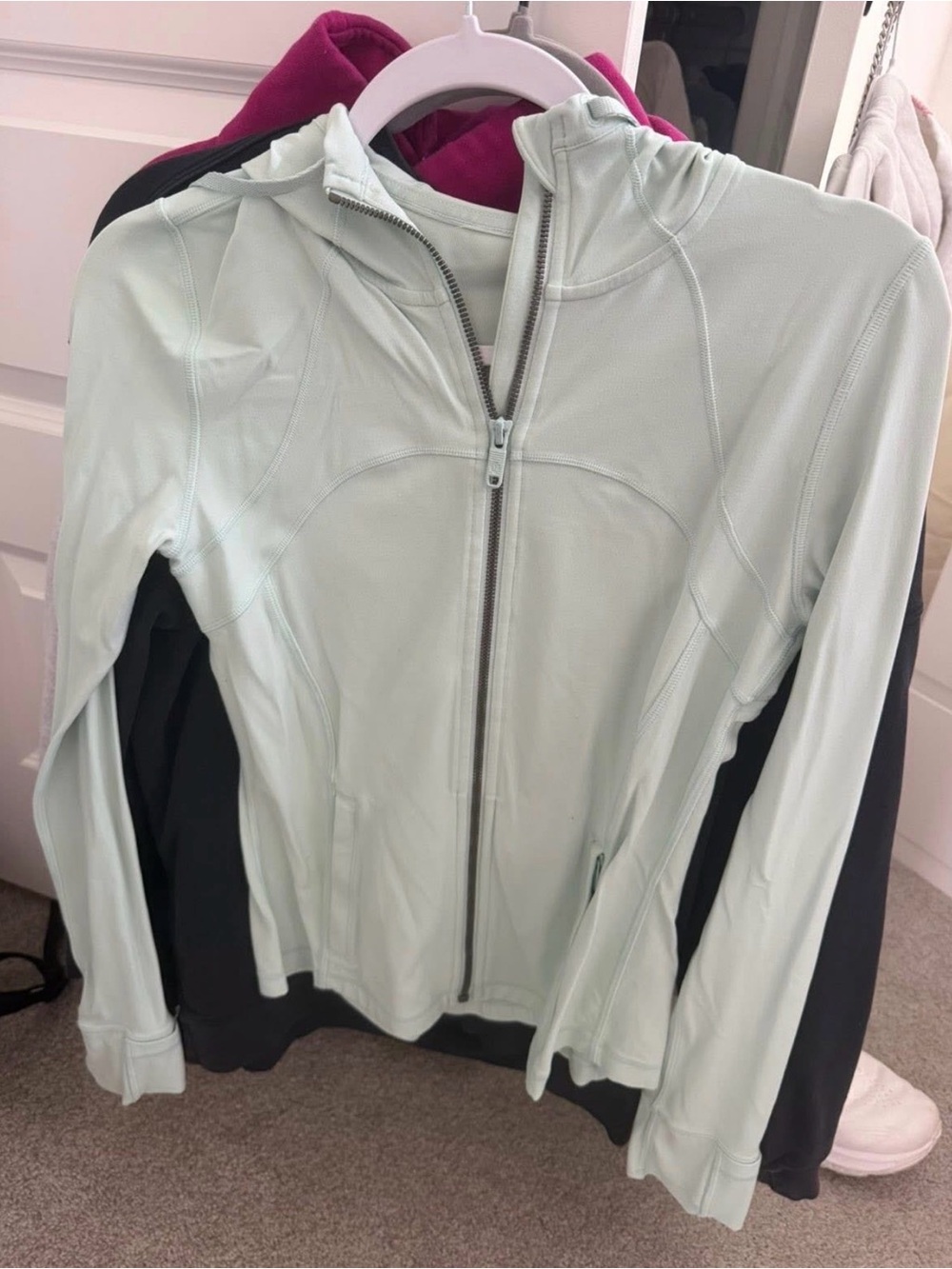 lululemon Mint define jacket!! Size 6!! Very good condition!!